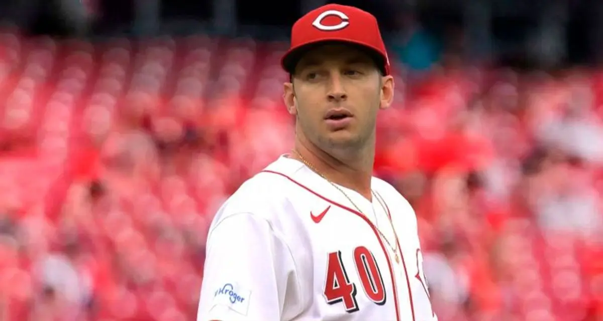 Reds Open Interleague Series Against Mets