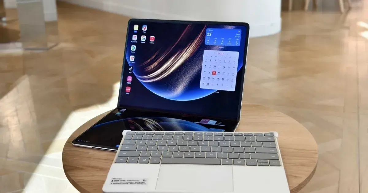 Pasar Laptop Layar Lipat Tertinggal Jauh dari Smartphone Foldable Pasar Laptop Layar Lipat Tertinggal Jauh dari Smartphone Foldable